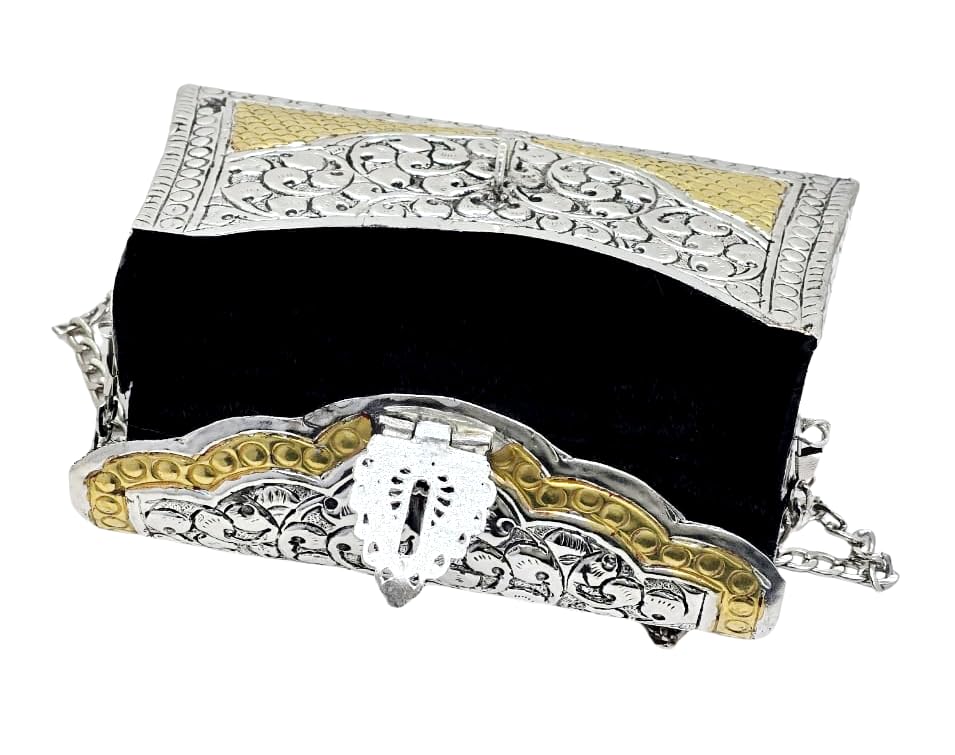 Trend Overseas Women Silver Bridal Metal Clutch Antique Hand Carving Bag Bridal Bag