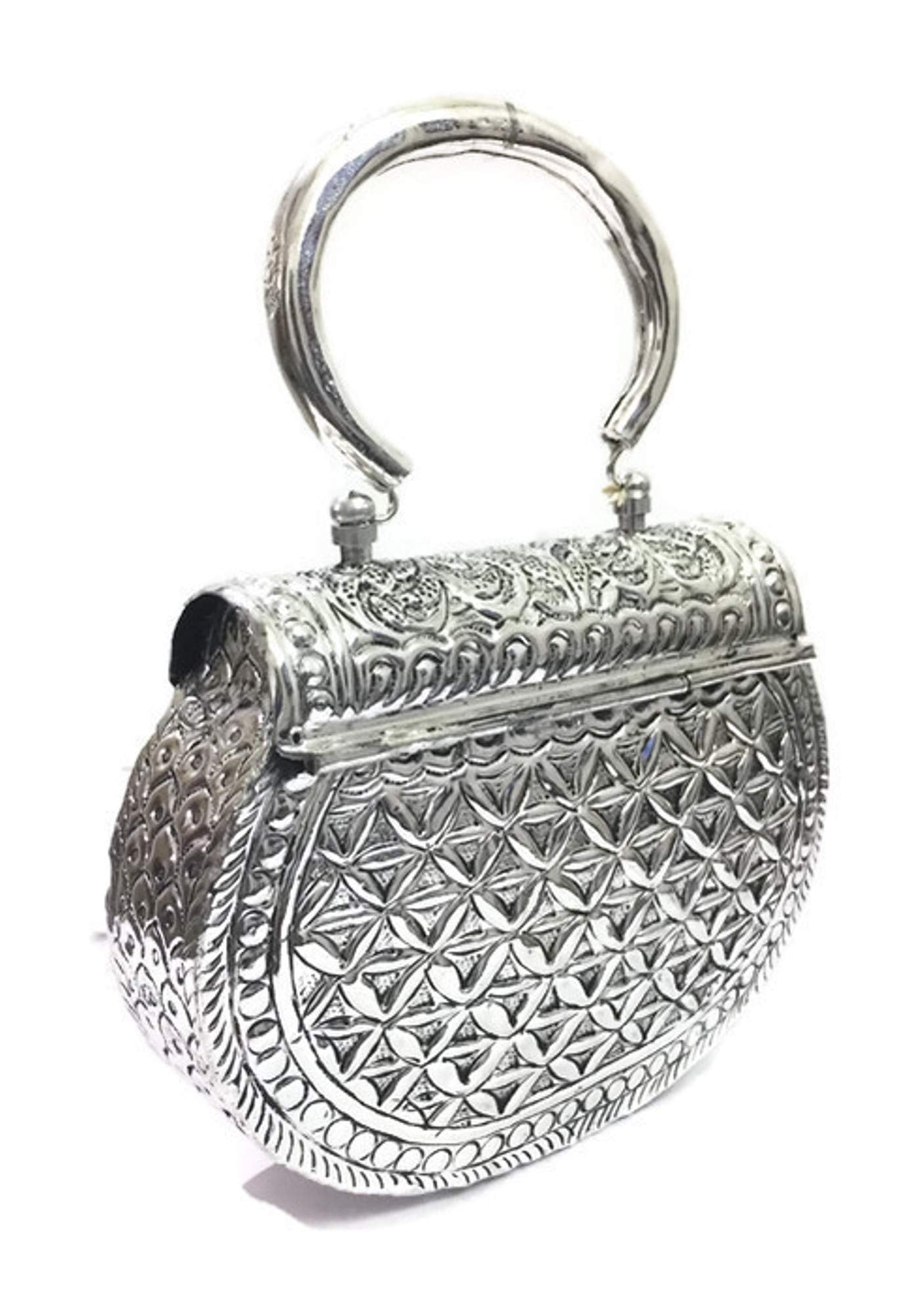 Trend Overseas Women's Brass Metal Vintage Handmade Hand Clutch Purse (Silver)