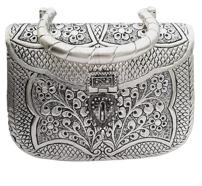 Trend Overseas Women's Antique Handmade Silver Handle metal Clutch