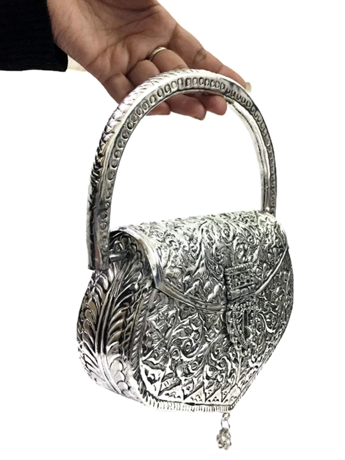 Trend Overseas Women's Brass Metal Ethnic Clutch Handle Bag (Silver)