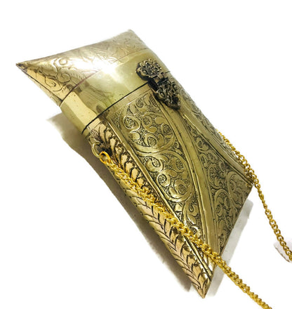 Trend Overseas Golden side bag Indian Vintage Brass Purse antique Ethnic clutch Handmade Women metal clutch Bag Party bag